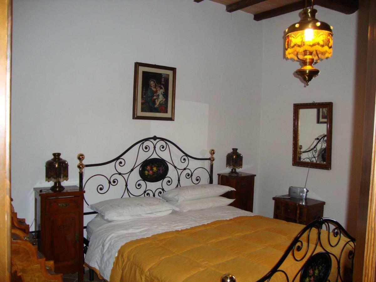 Residenza Le Querce Trilocale Villa Fossato di Vico Dış mekan fotoğraf