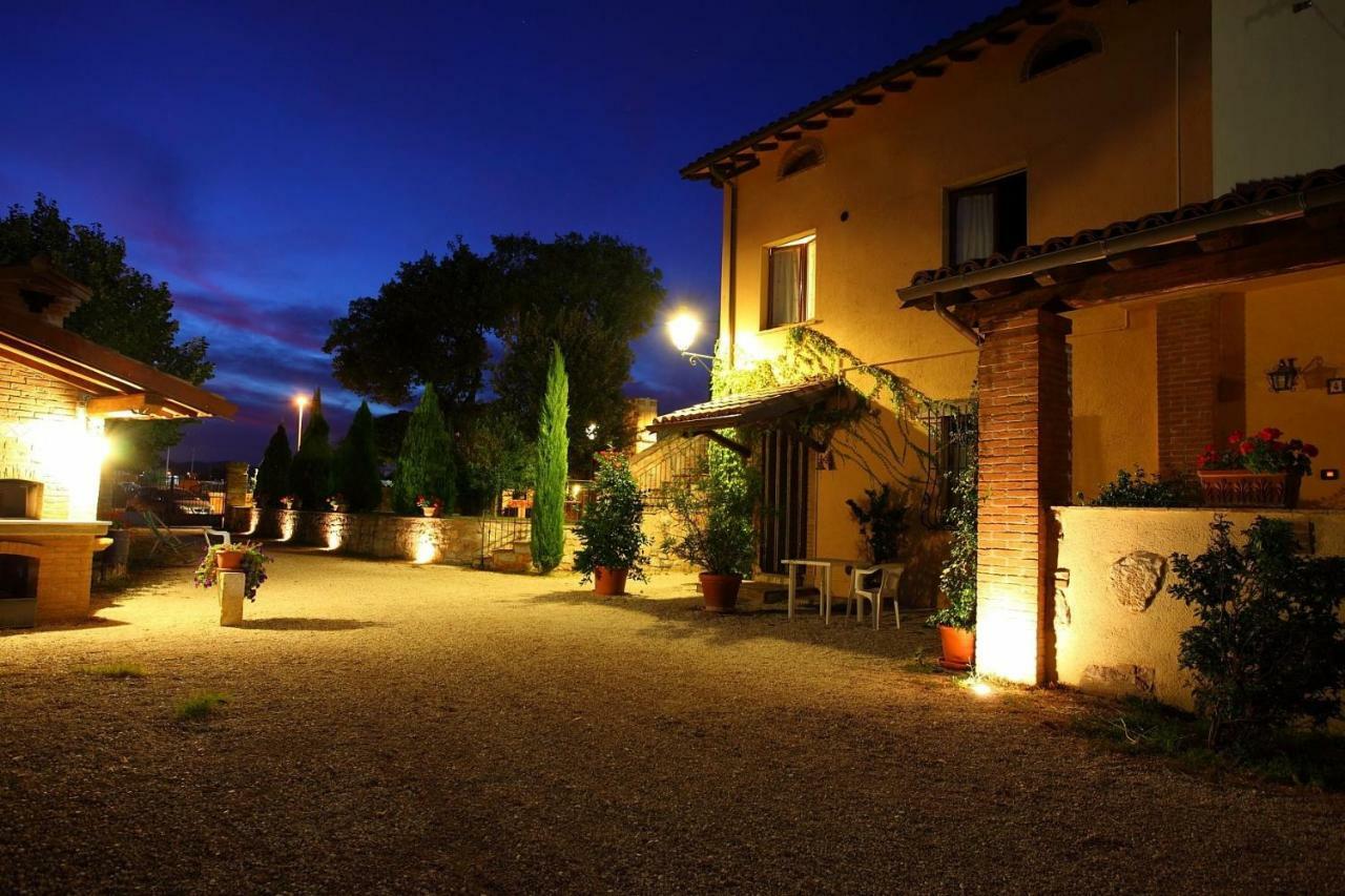 Residenza Le Querce Trilocale Villa Fossato di Vico Dış mekan fotoğraf
